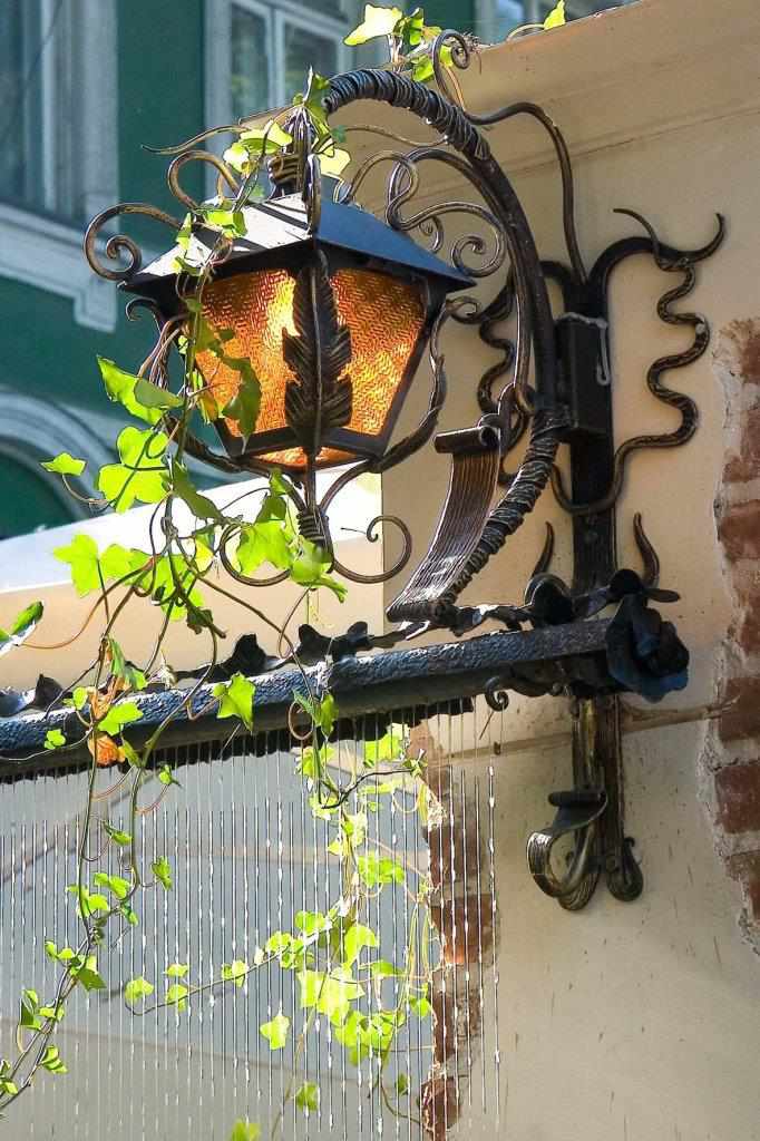 Кованые фонари в Истринском районе